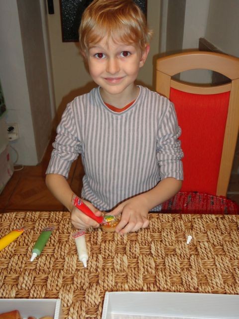 Pedvnon as 8